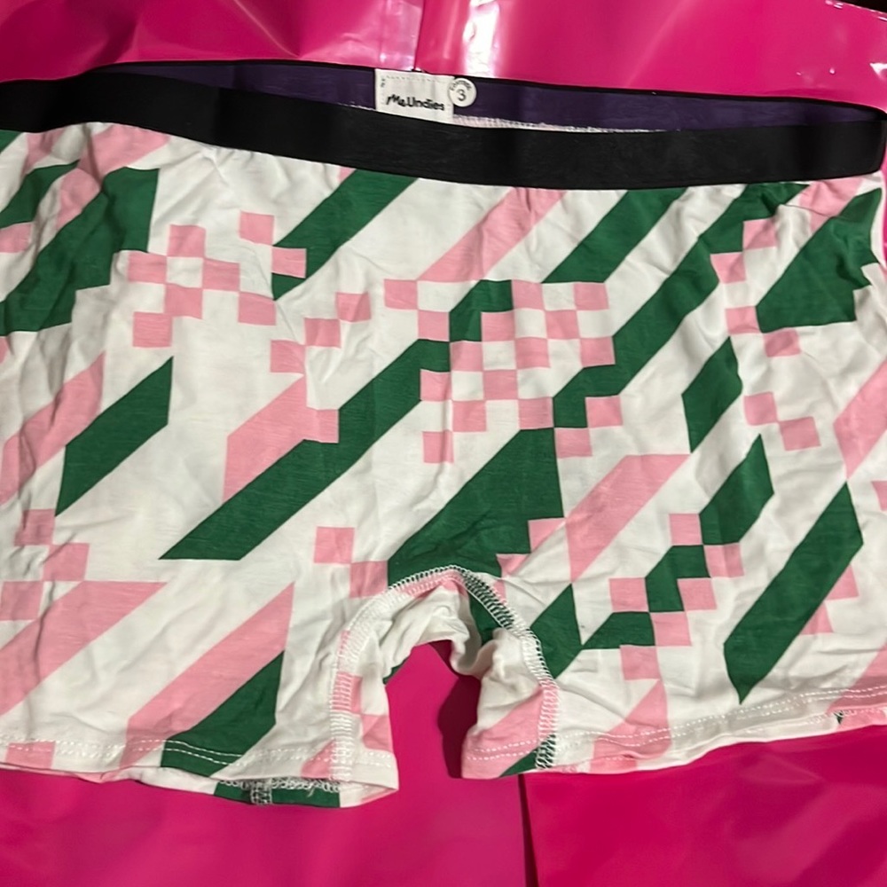 NEW Me undies Womens Med Boyshort NEW